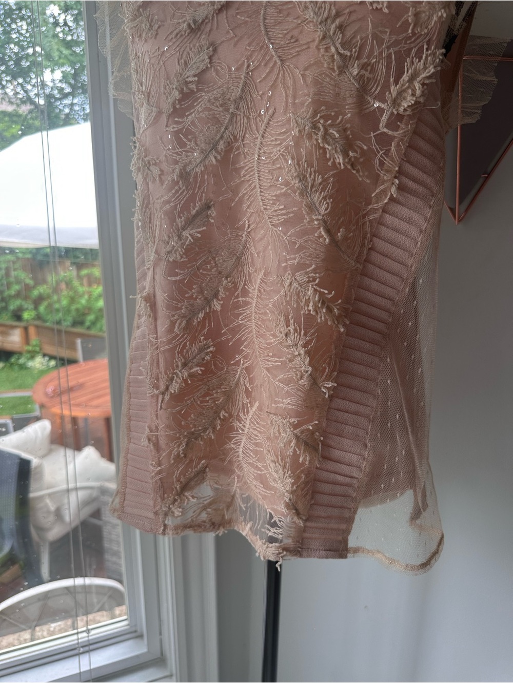 NWT CLN Blush Pink Mauve Embroidered Sleeveless Lace Tank Top Blouse Size Medium - Picture 4 of 13